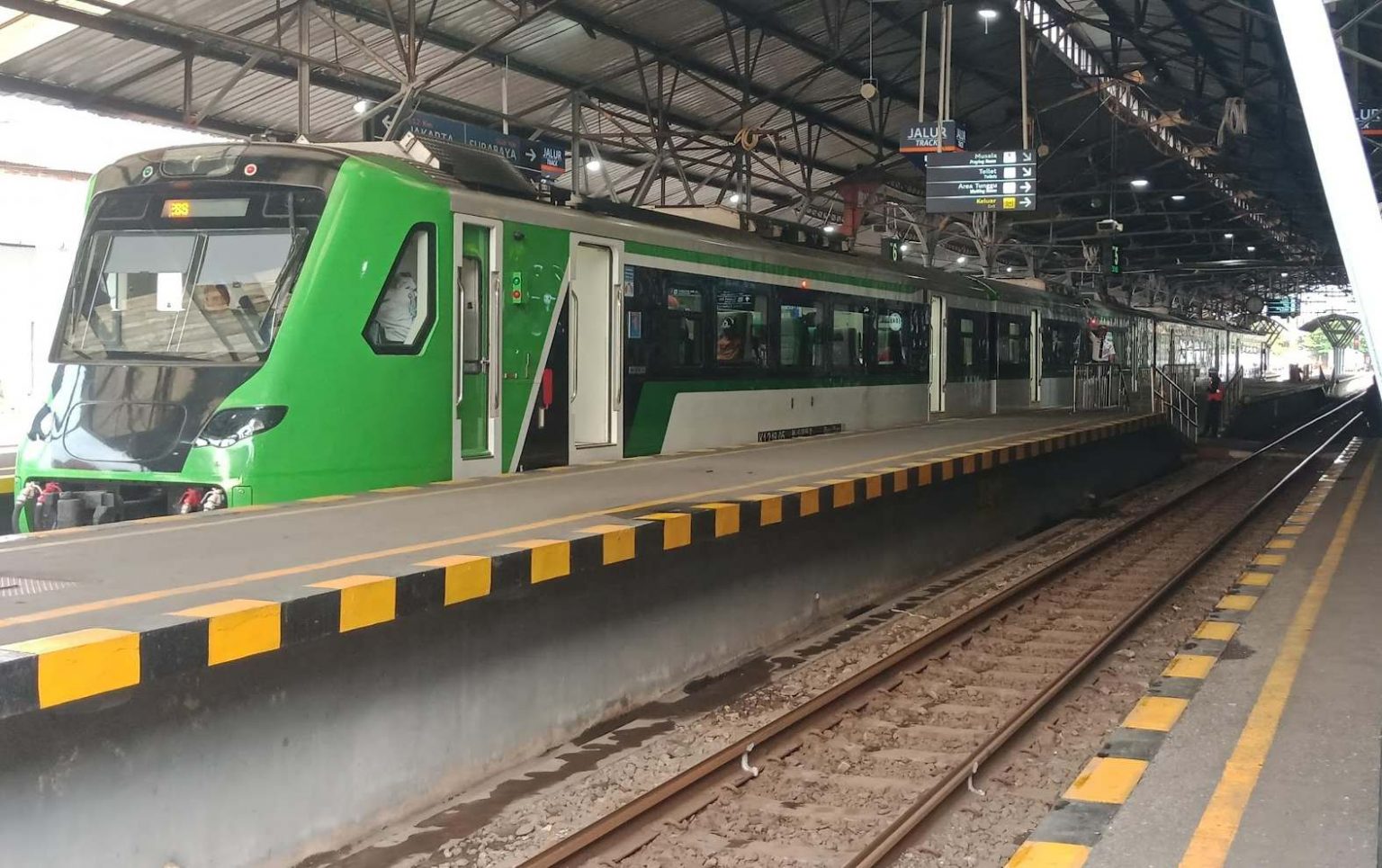 Eksplorasi Sejarah Stasiun Tugu Yogyakarta: Simbol Transportasi ...